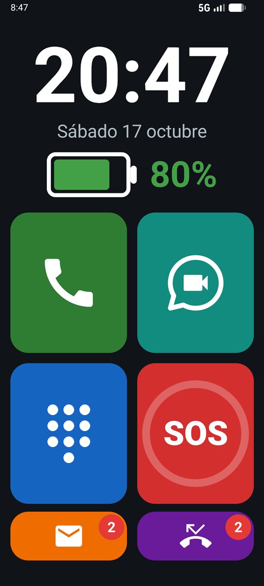 Pantalla principal de LlamaditApp: reloj, batería y botones de Llamar, Videollamada, Teclado, SOS, Mensajes y Llamadas perdidas
